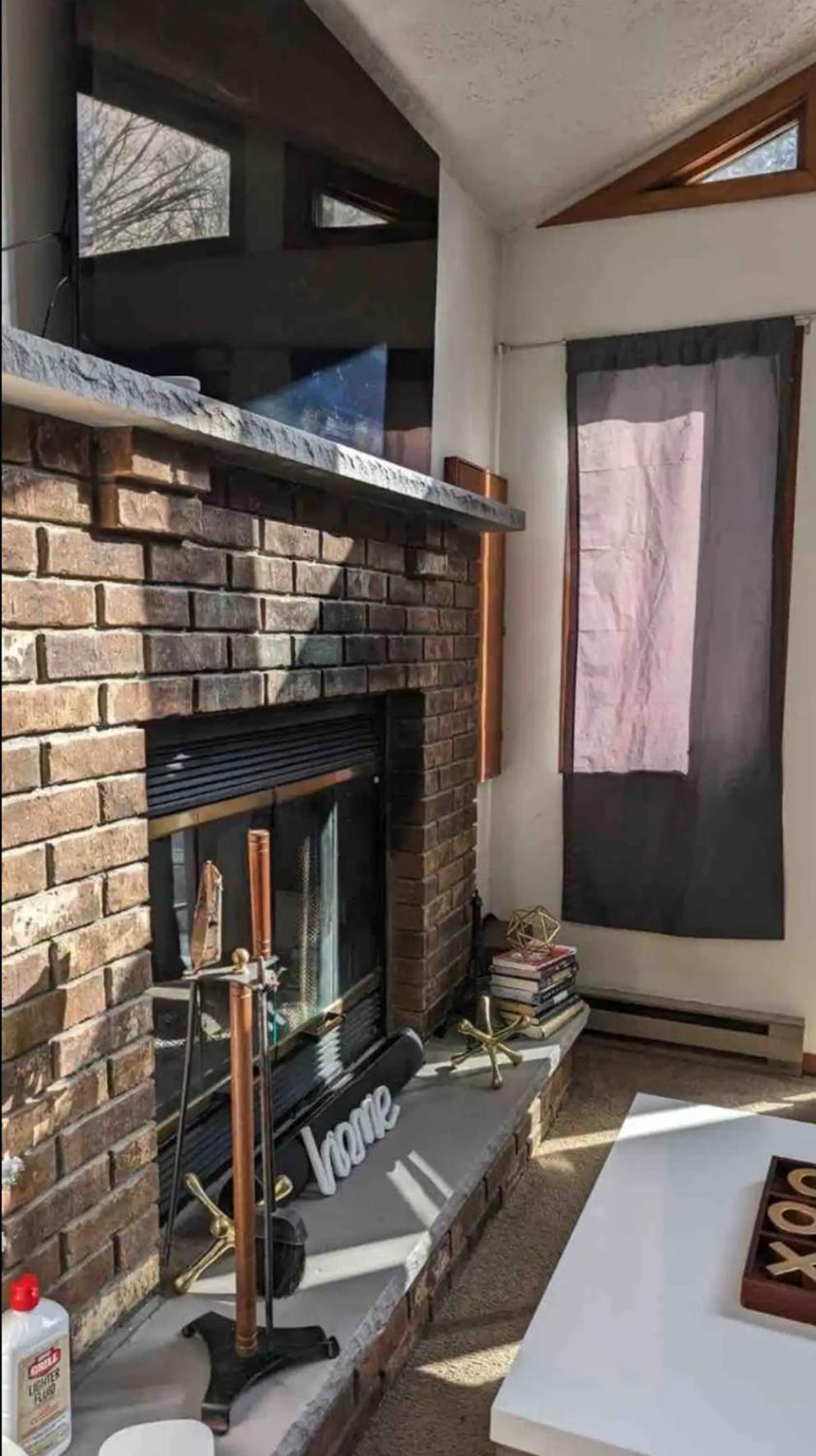Ambiance - King Bed Cabin, Jetted-Tub & Fireplace Tobyhanna ภายนอก รูปภาพ