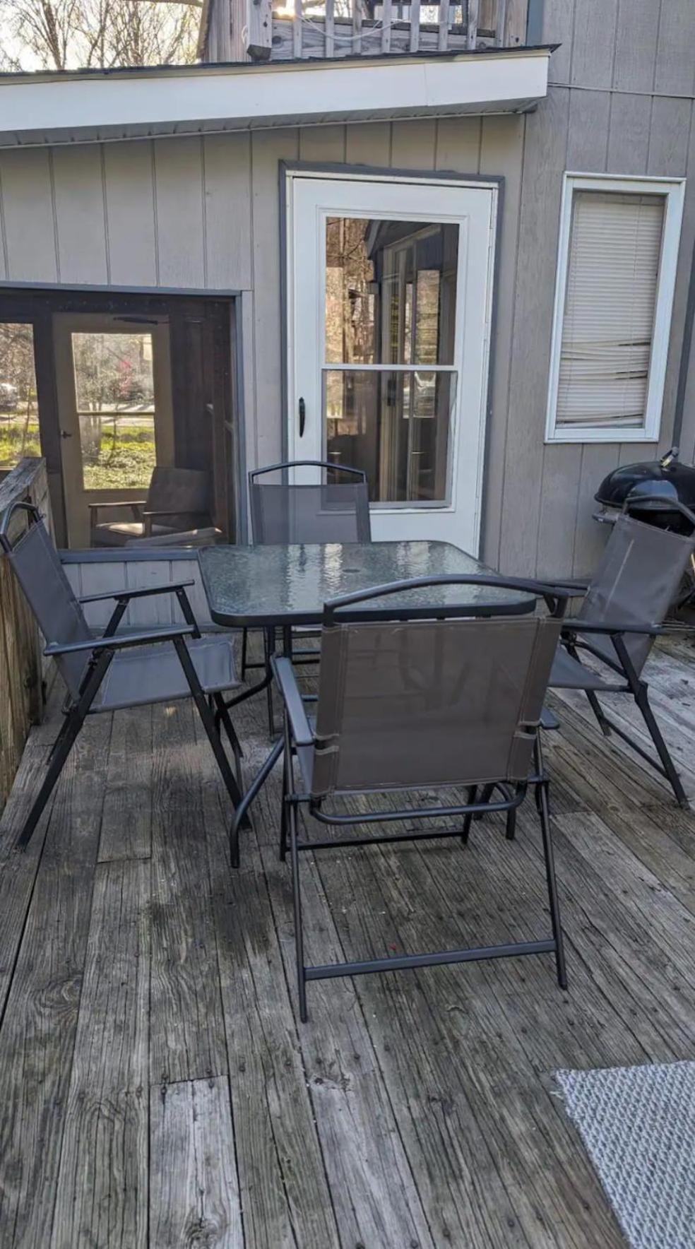 Ambiance - King Bed Cabin, Jetted-Tub & Fireplace Tobyhanna ภายนอก รูปภาพ